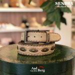 beige riem