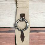 beige riem